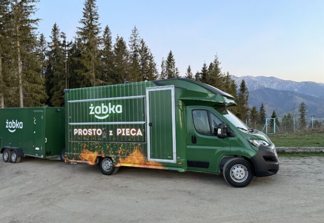 Żabka w trasie! Pierwszy food truck sieci na letnich wydarzeniach