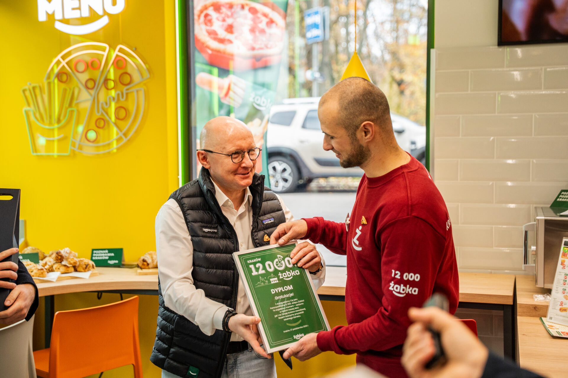 Żabka świętuje otwarcie 12 000. sklepu w Polsce